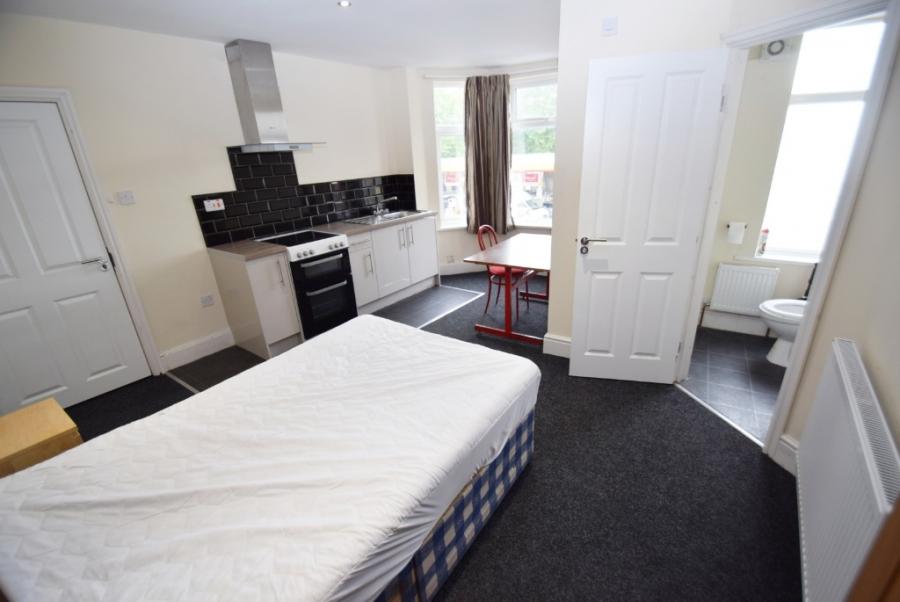 Room Seaford Street in Stoke-on-Trent