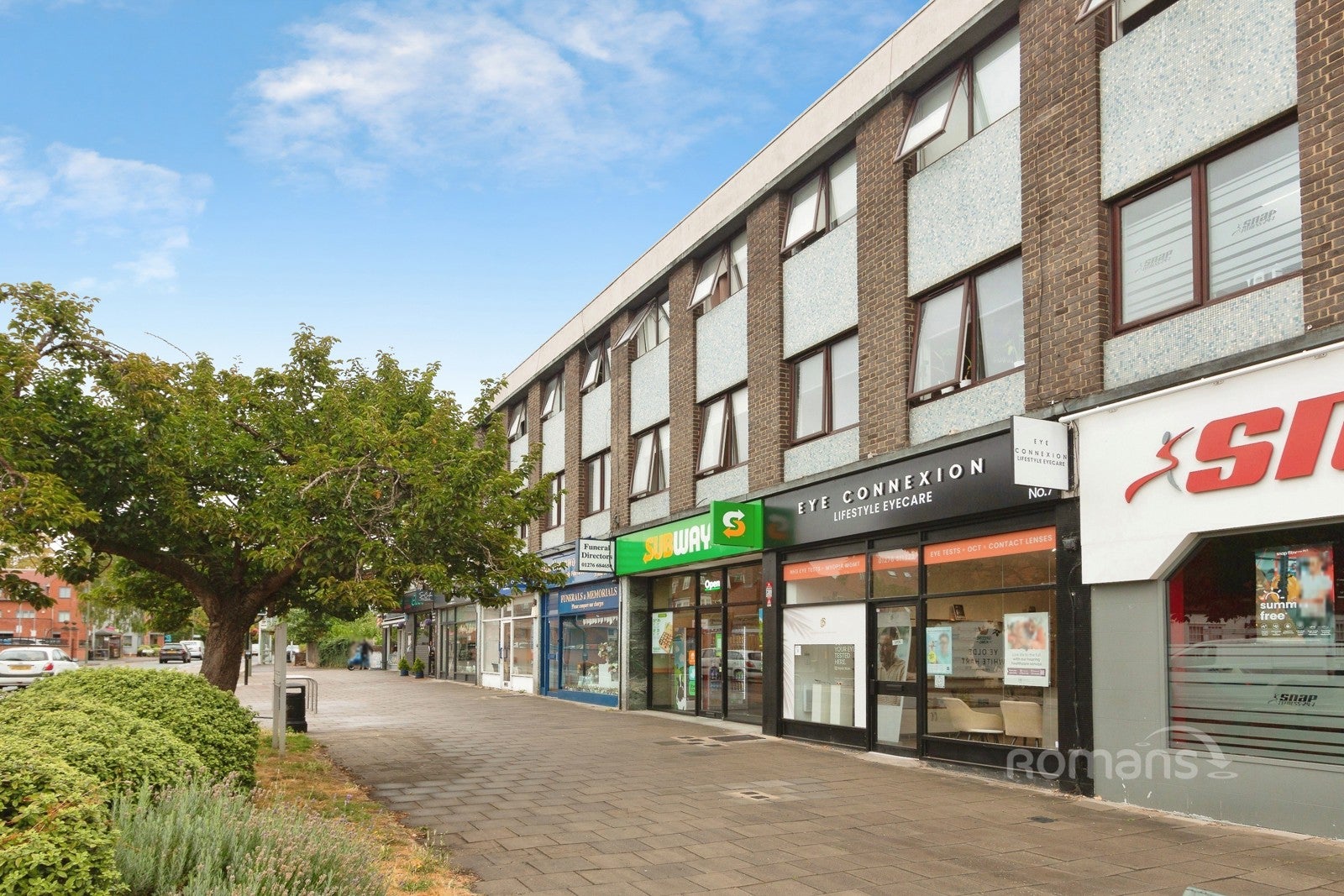 Flat The Parade in Surrey Heath