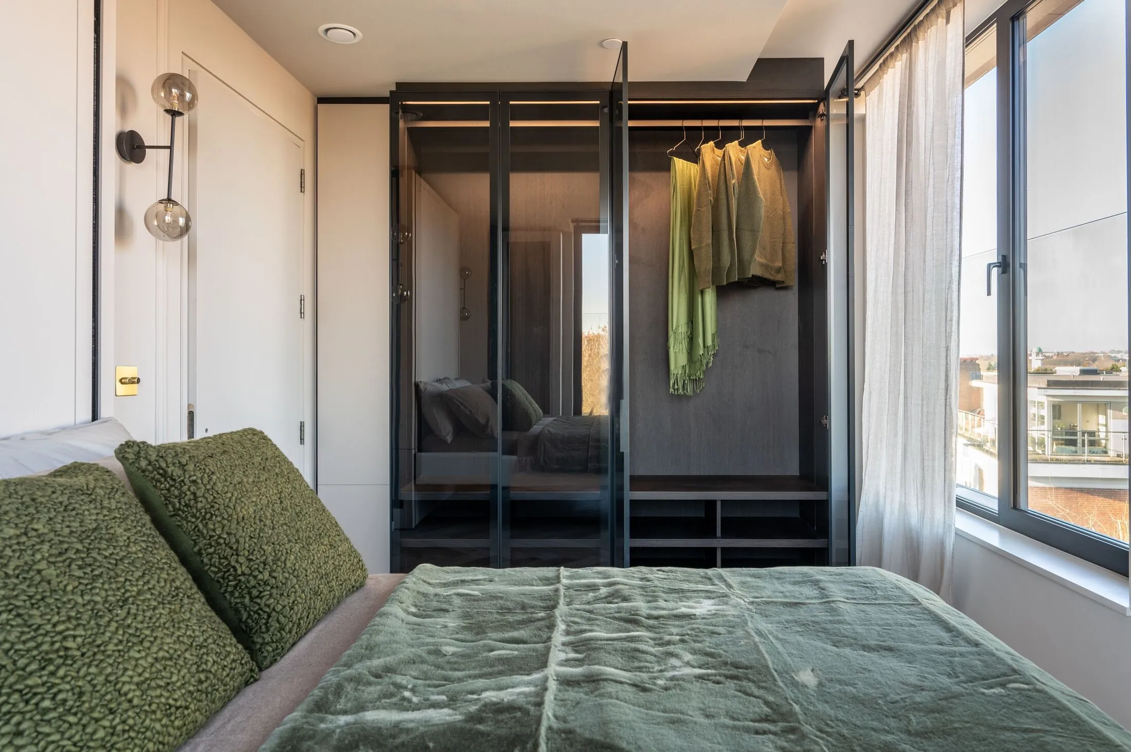 Flat Willesden Lane in Greater London