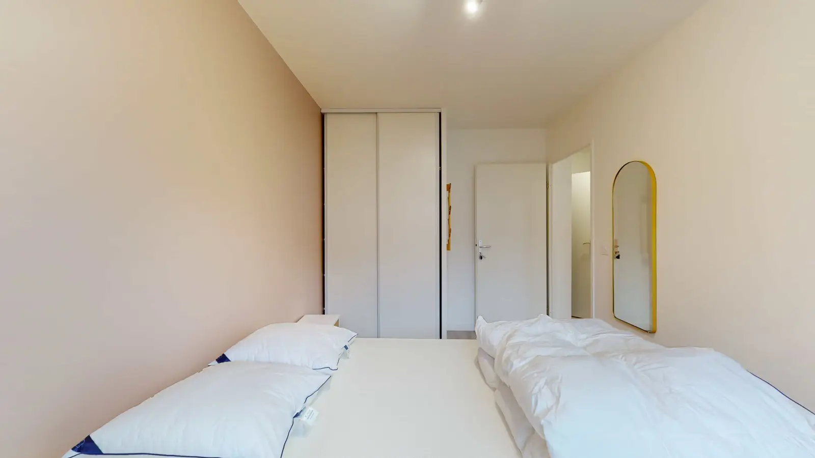 Chambre Rue de Metz à Nanterre