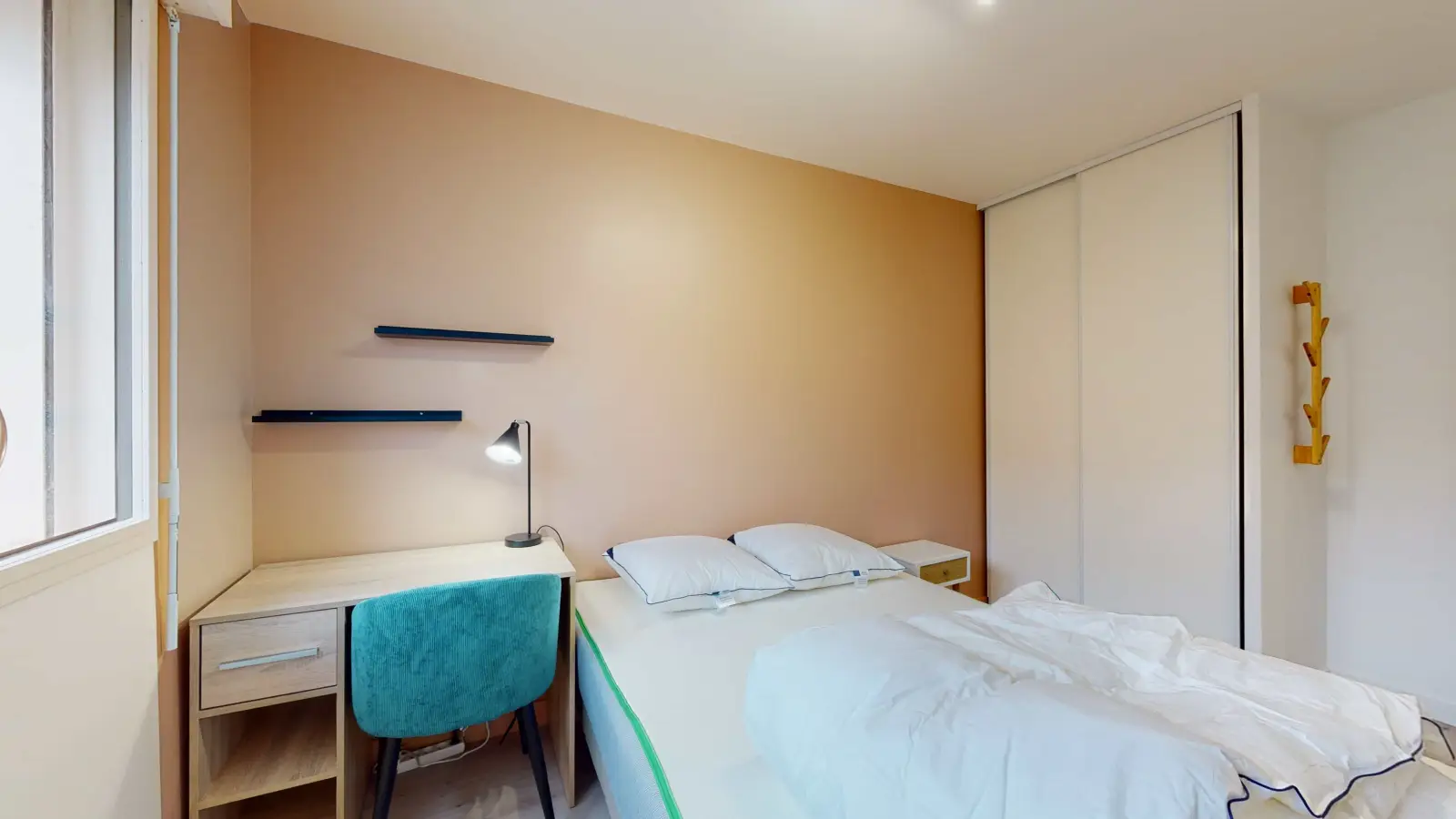 Chambre Rue de Metz à Nanterre