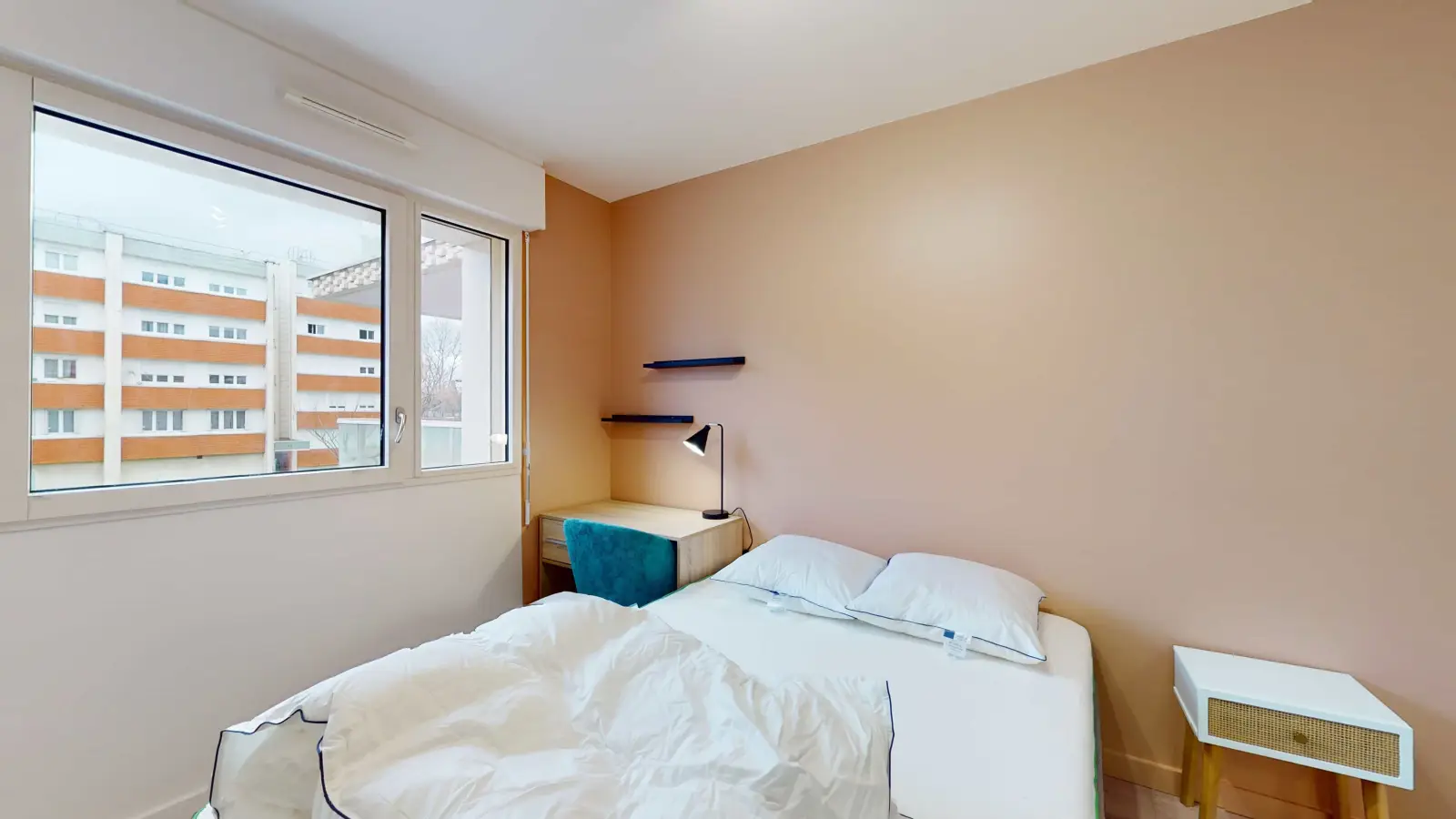 Chambre Rue de Metz à Nanterre