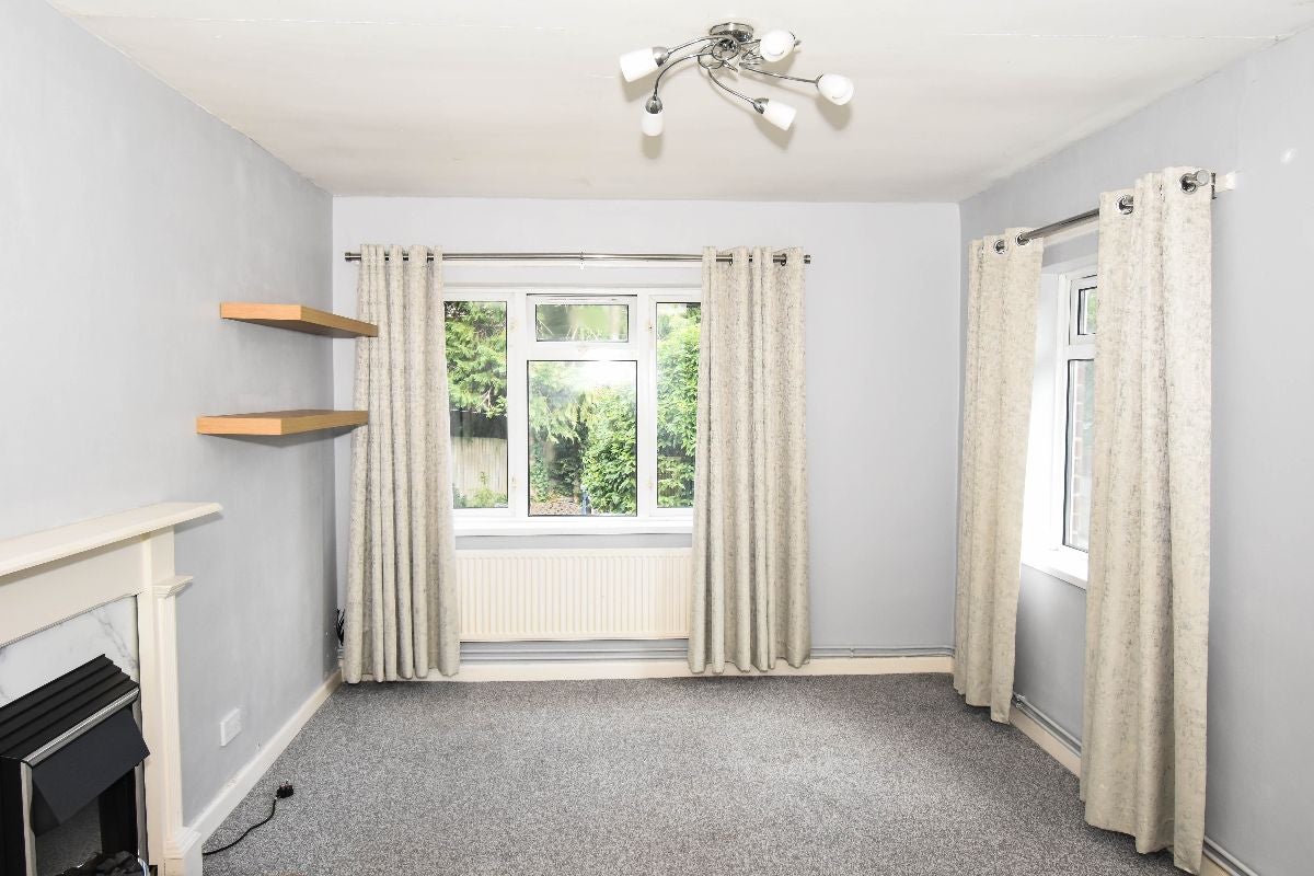 Flat Denison Rise in Salisbury
