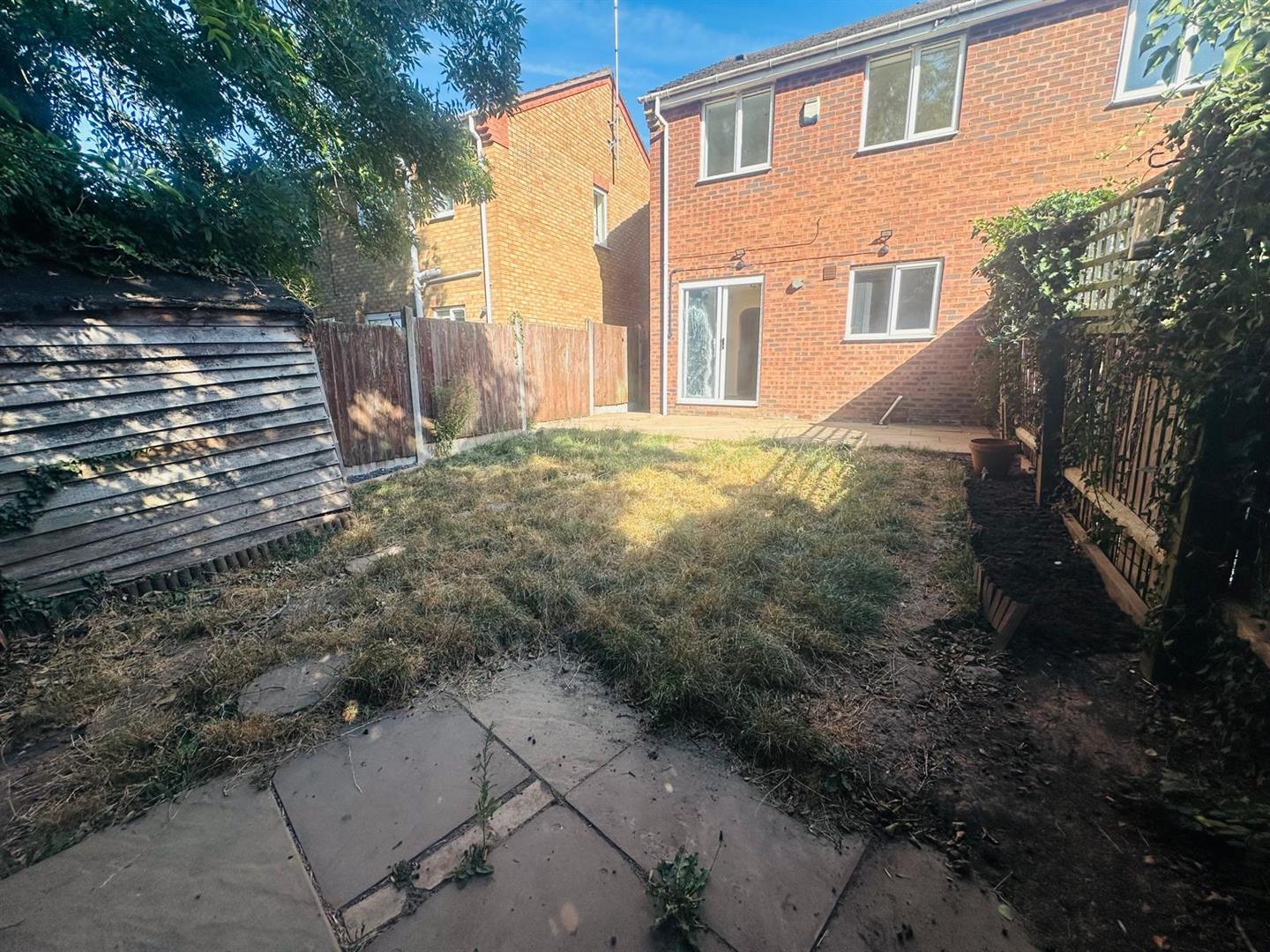 House Lomond Way in Nuneaton and Bedworth