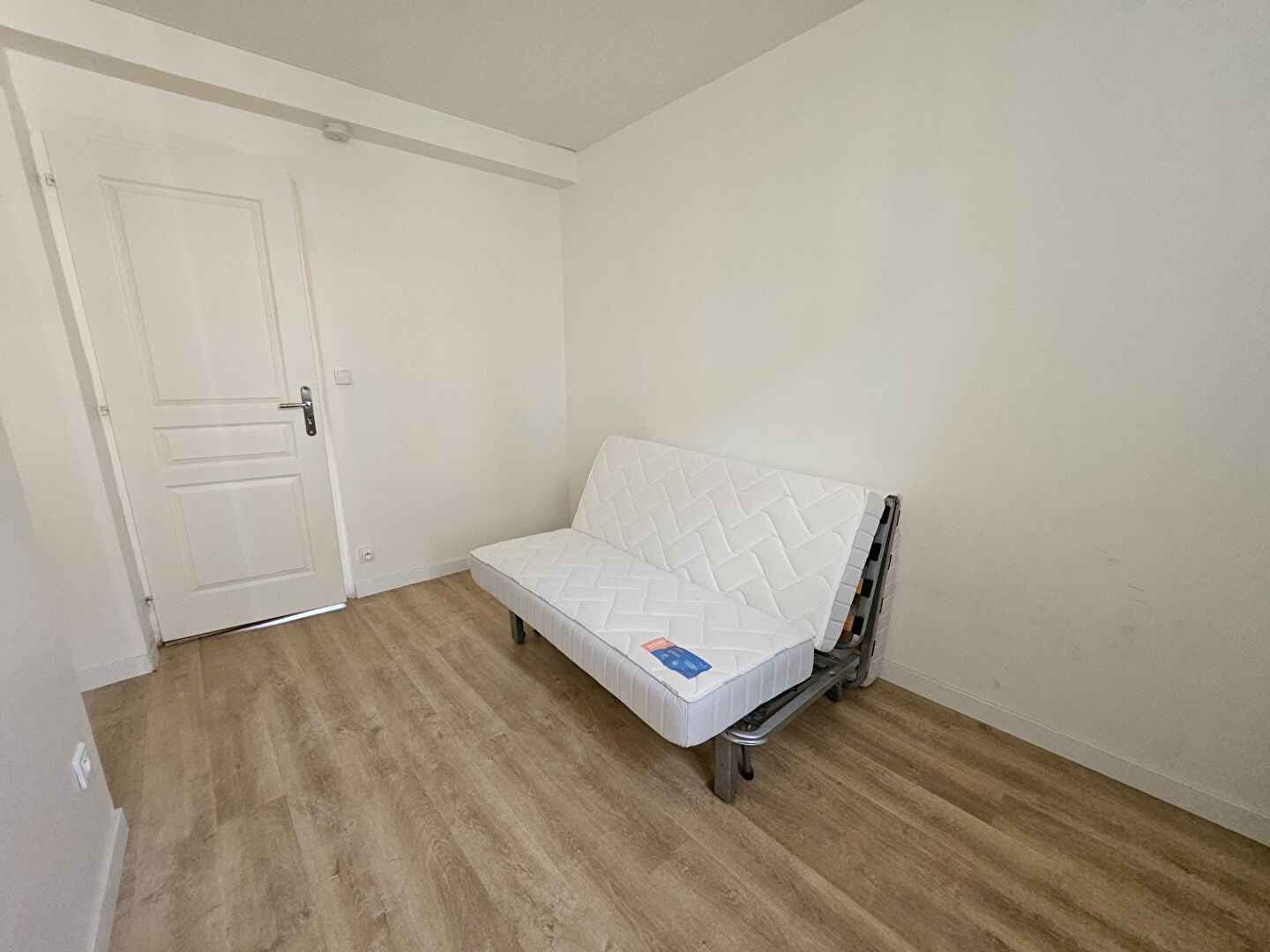 Appartement Rue des Pyrénées à Merville