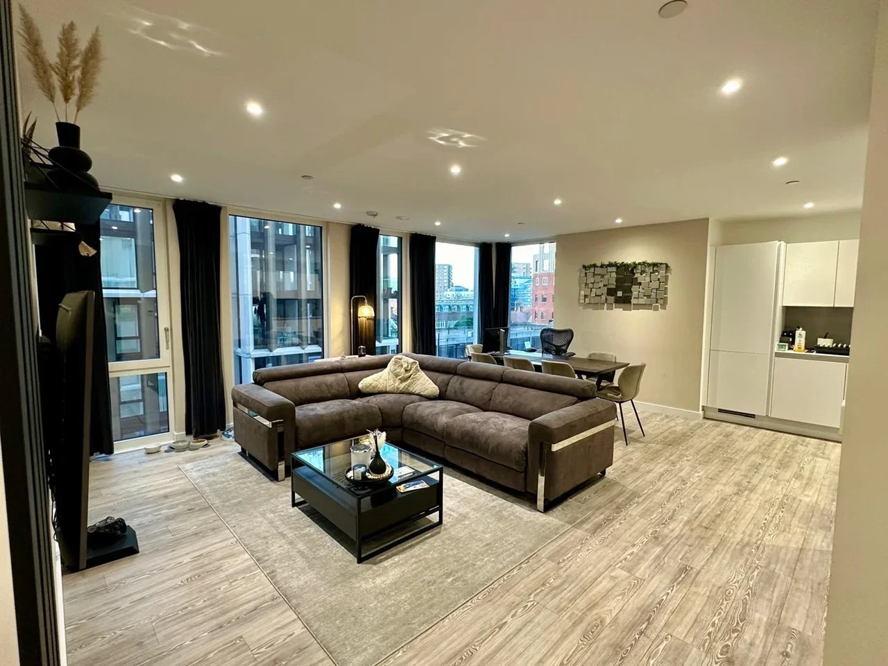 Flat College Road in Greater London