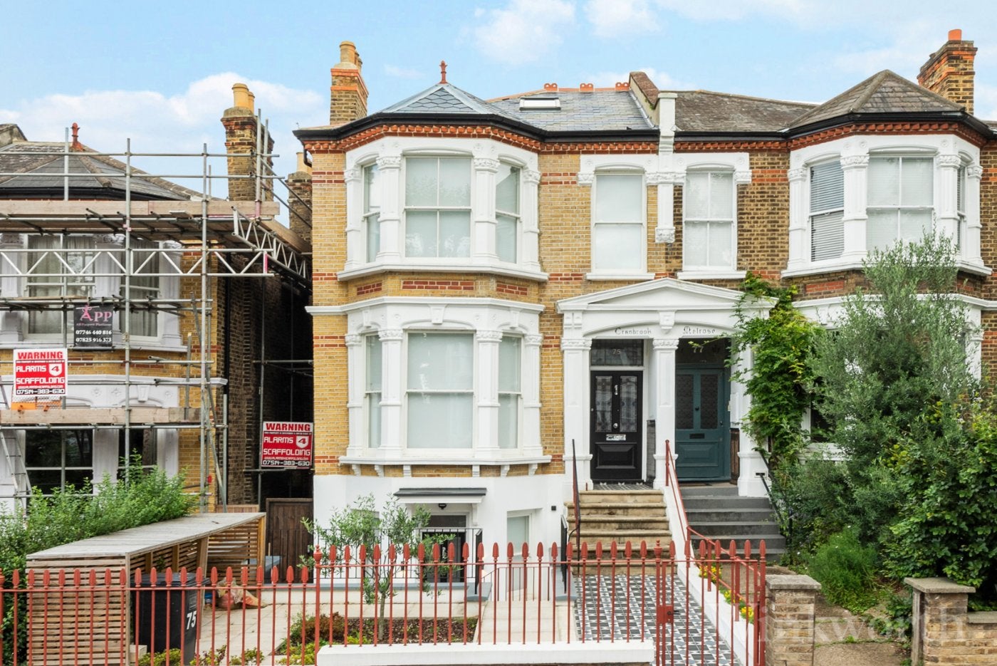 Flat Arbuthnot Road in Greater London