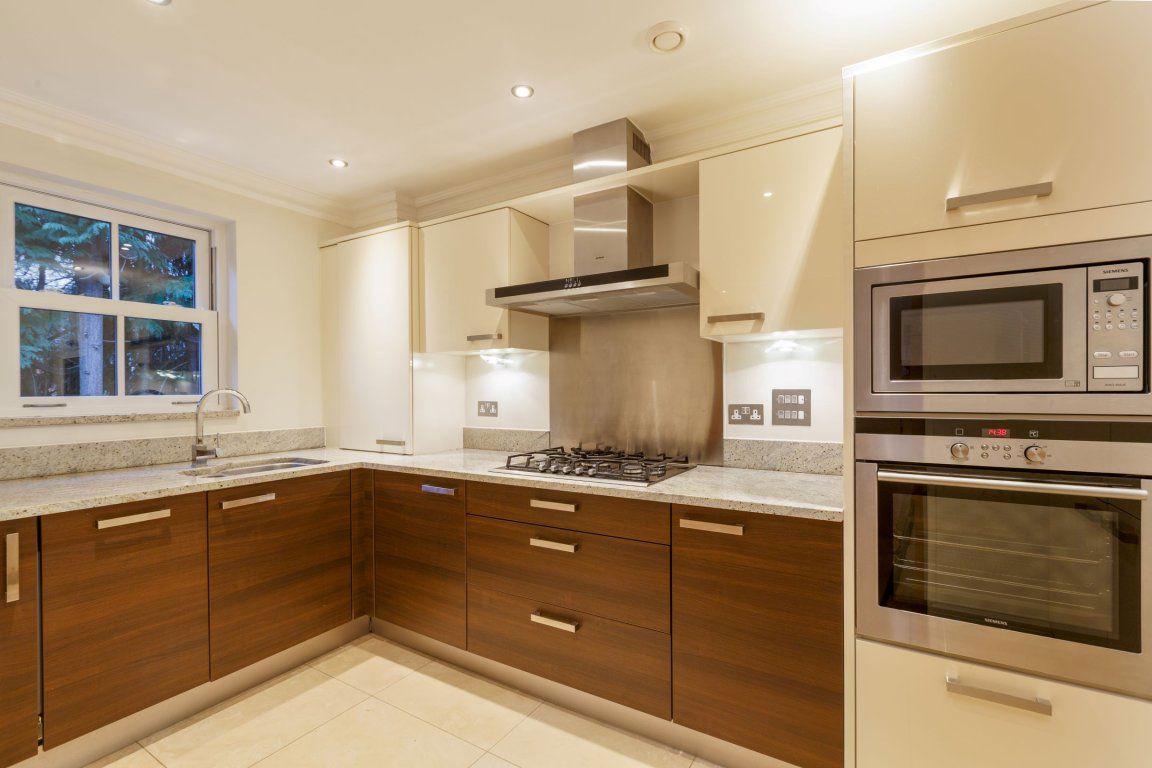 Flat Mount Harry Road in Sevenoaks
