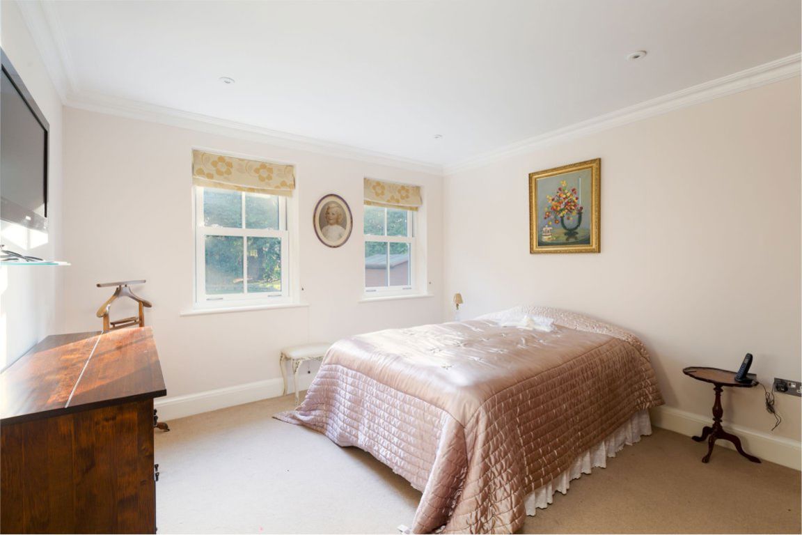 Flat Mount Harry Road in Sevenoaks