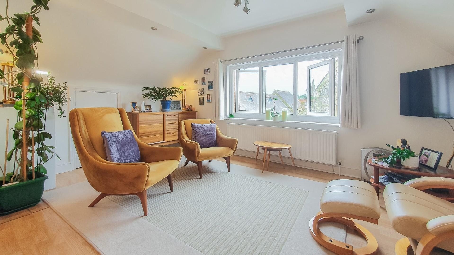 Flat Cowbridge in East Hertfordshire