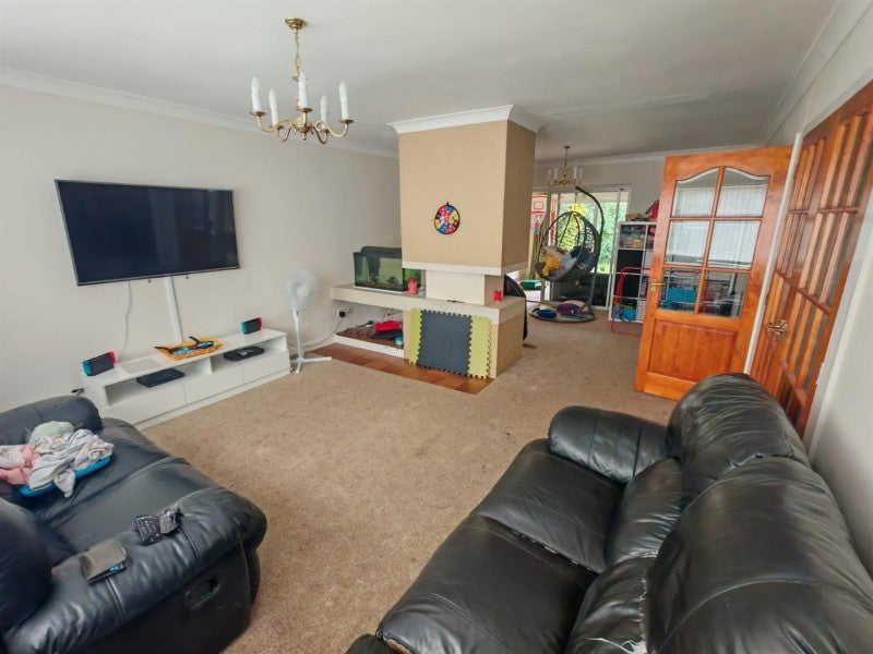 House Priory Close in South Kesteven