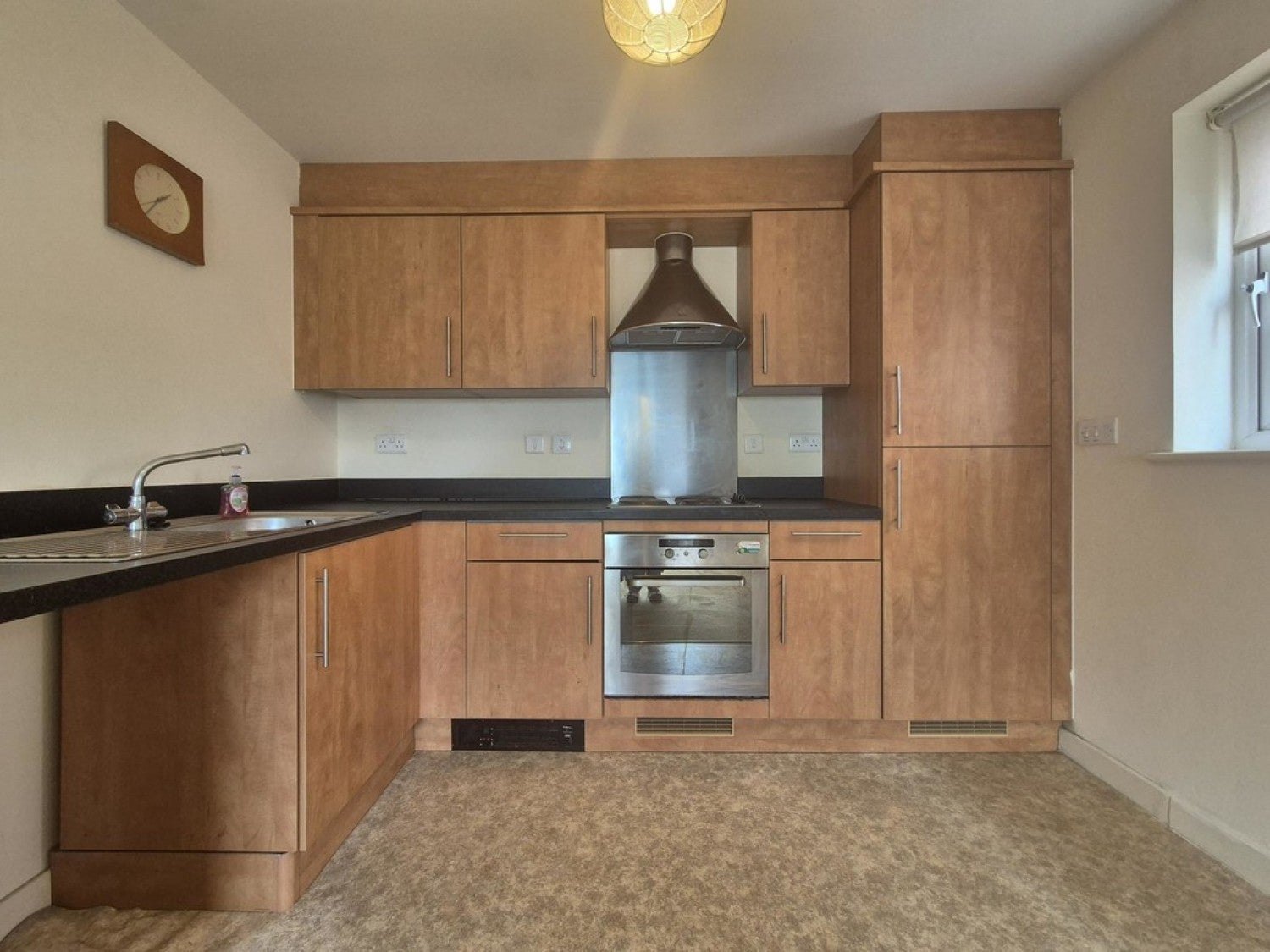 Flat Pentland Close in Cardiff