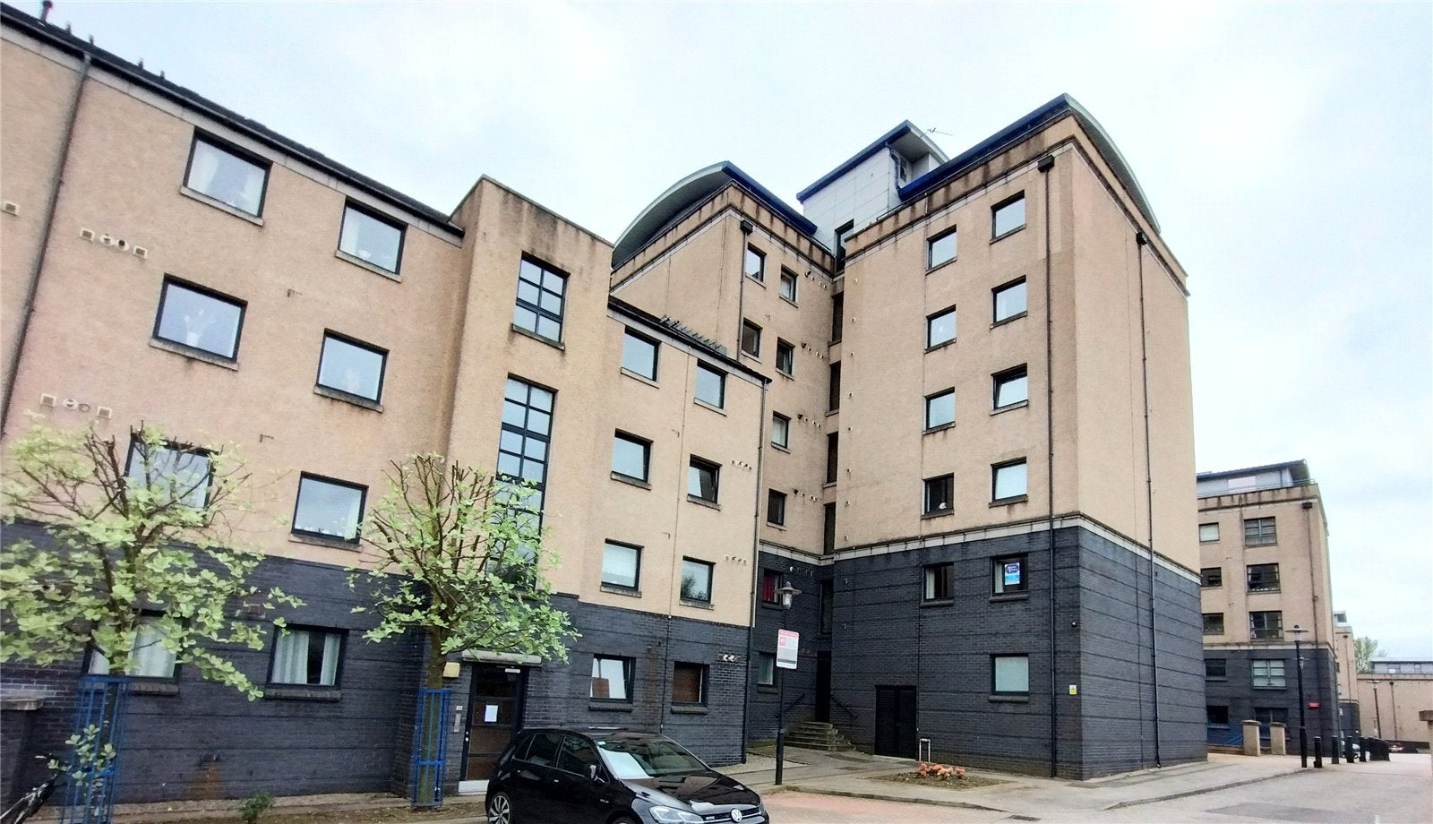 Flat Riverside Drive in Aberdeen City