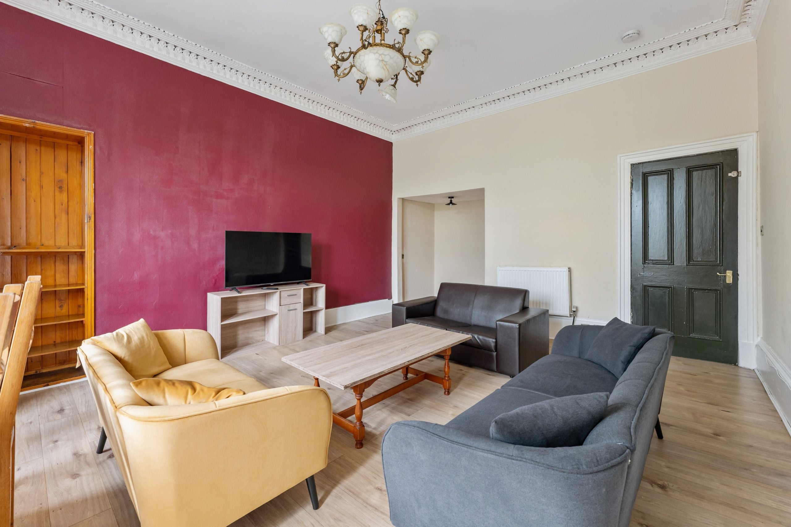 Flat Clifford Street in Glasgow