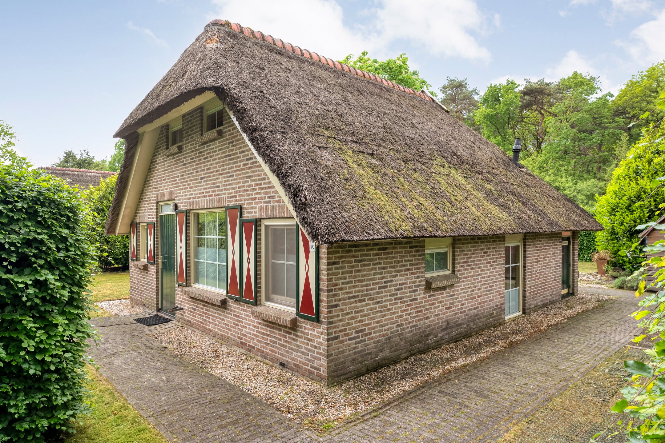 Huis Veldhuisweg 4 10 in IJhorst