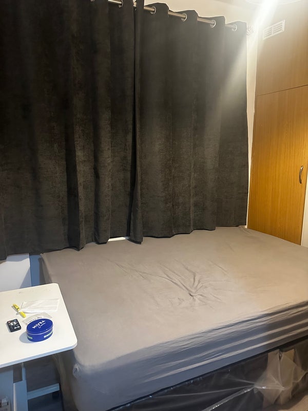 Room Alderman's Hill in Greater London