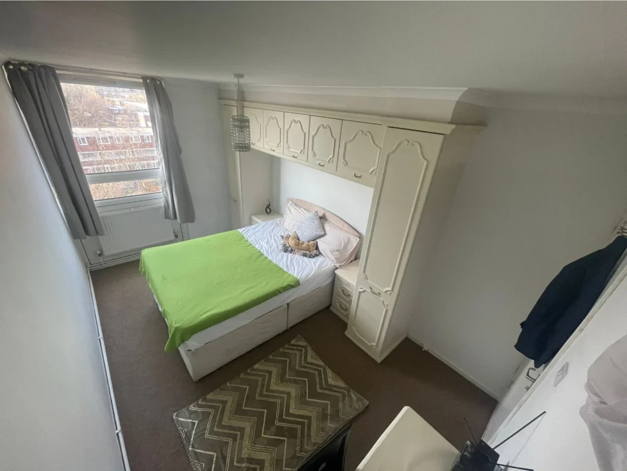 Room Watford Close in Greater London