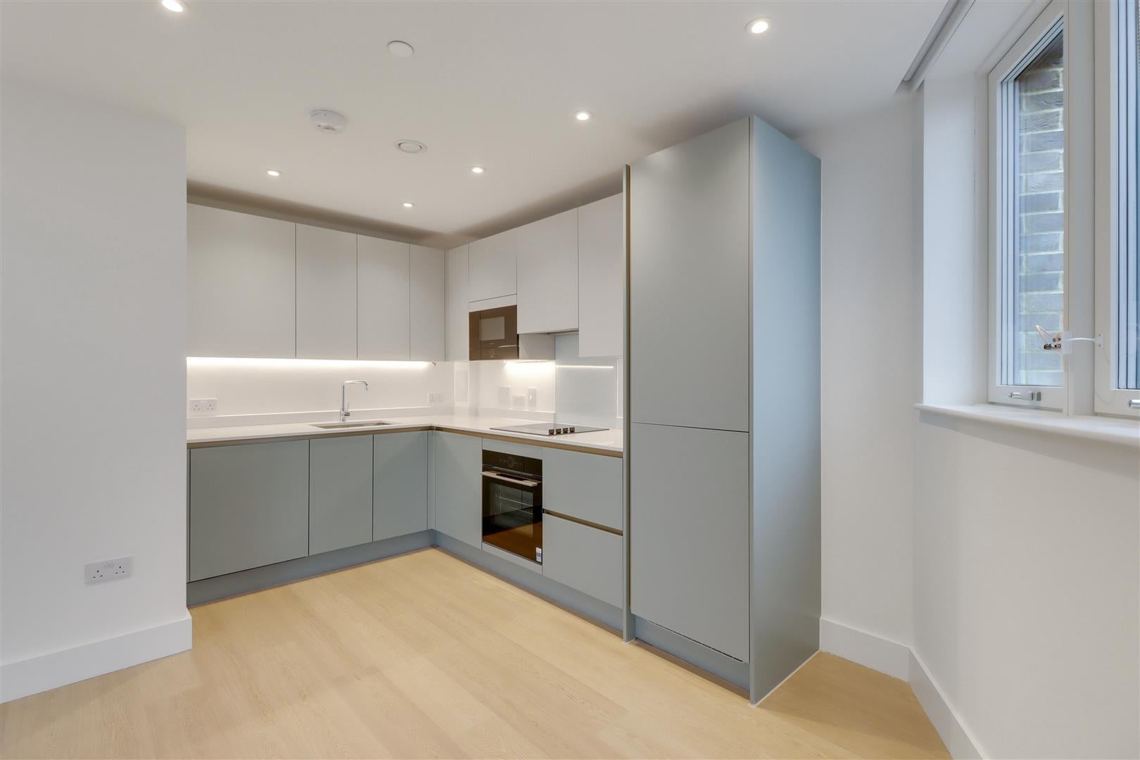 Flat Herne Hill Road in Greater London