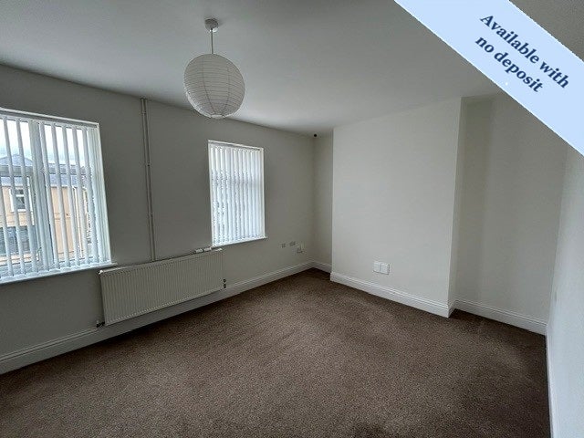 Flat Gower Road in Swansea