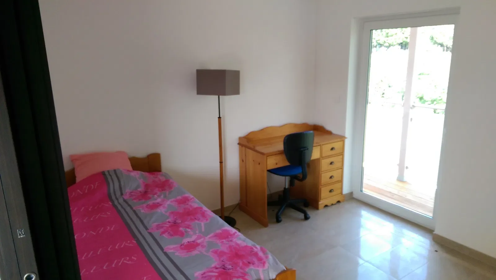 Room Chemin de la Croix in Sergy