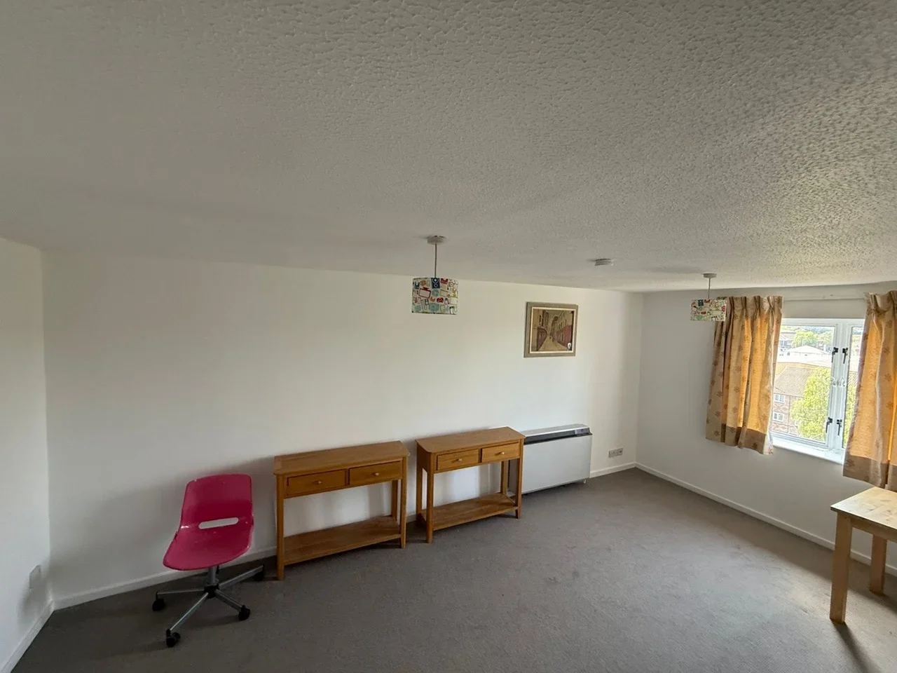 Flat Eleanor Way in Waltham Cross