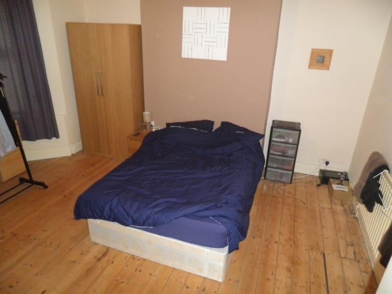 Flat Simonside Terrace in Newcastle upon Tyne