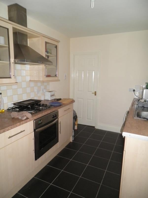 Flat Simonside Terrace in Newcastle upon Tyne