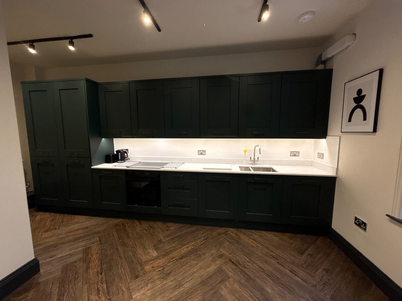 Room Summerhill Grove in Newcastle upon Tyne