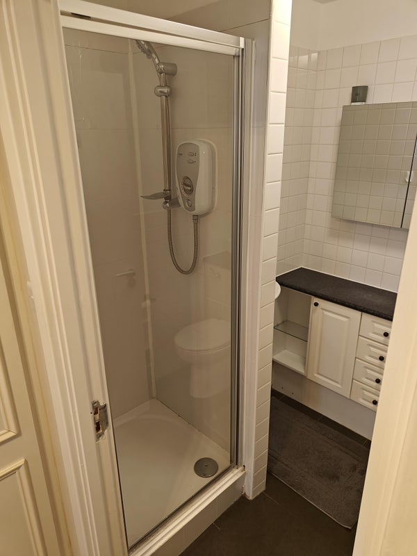 Flat Porter Street in Greater London