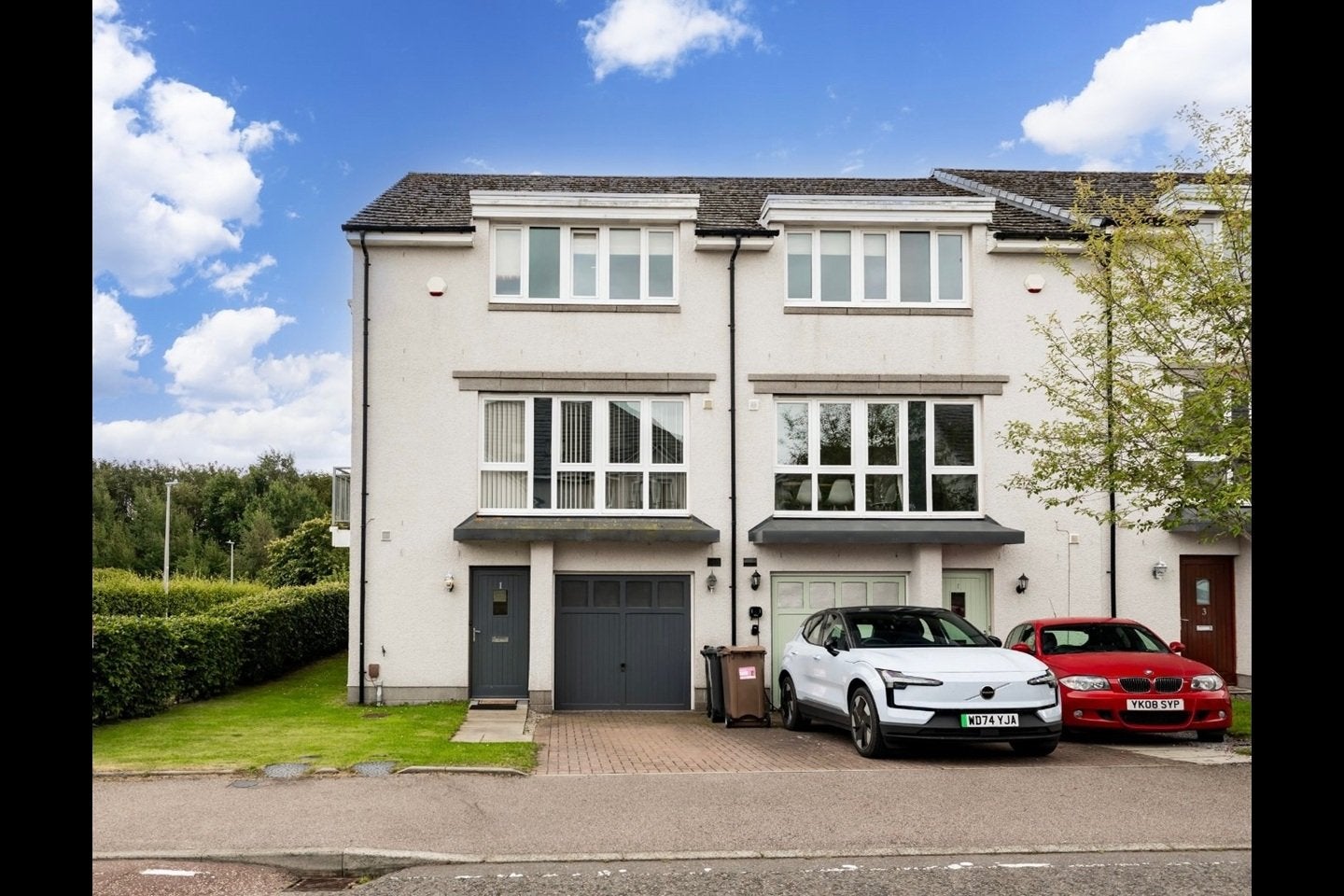 House Woodlands Walk in Aberdeen City