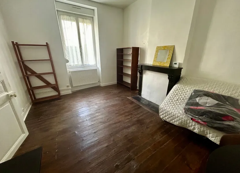 Chambre Rue Coquebert à Reims