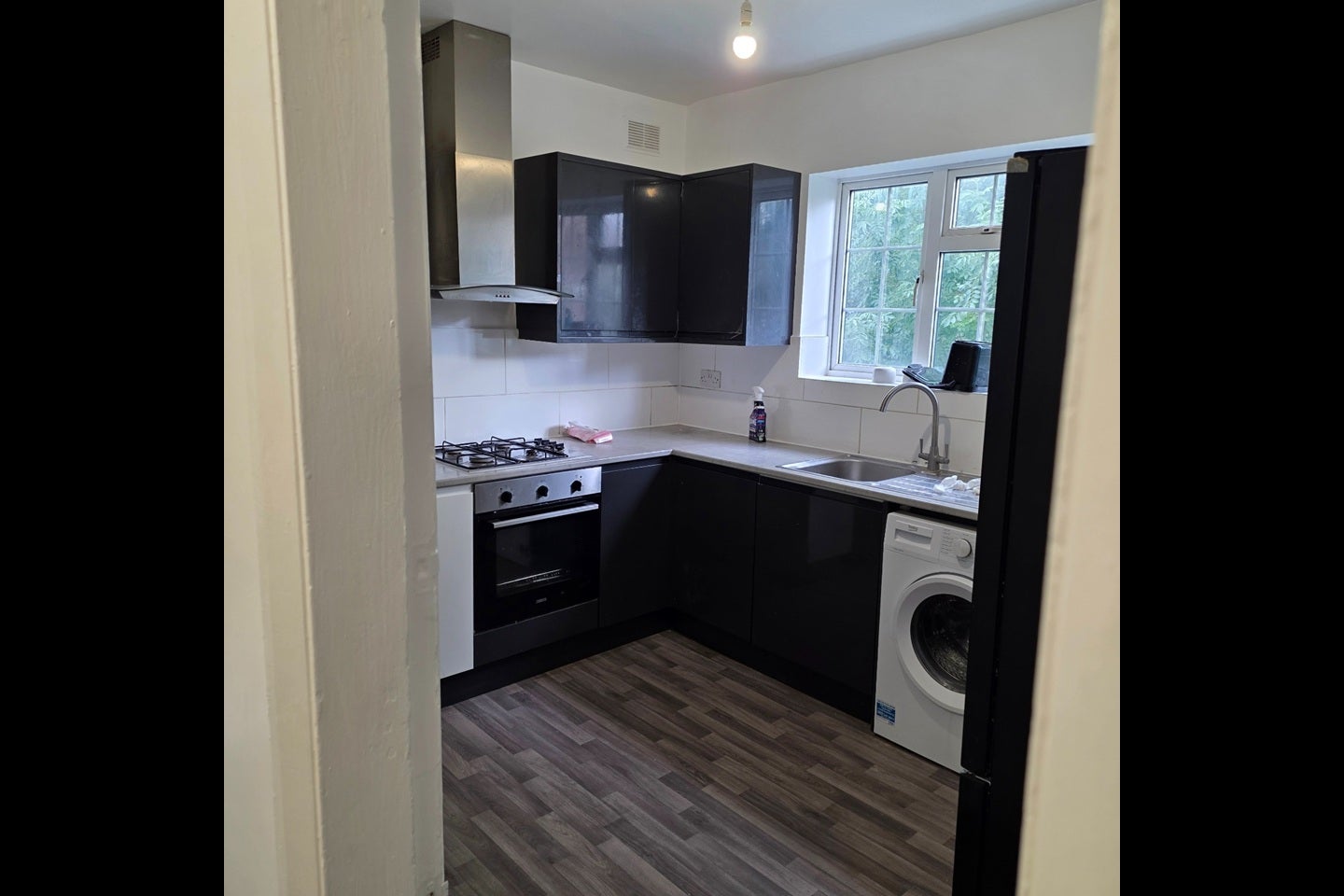 Flat Beechwood Gardens in Slough