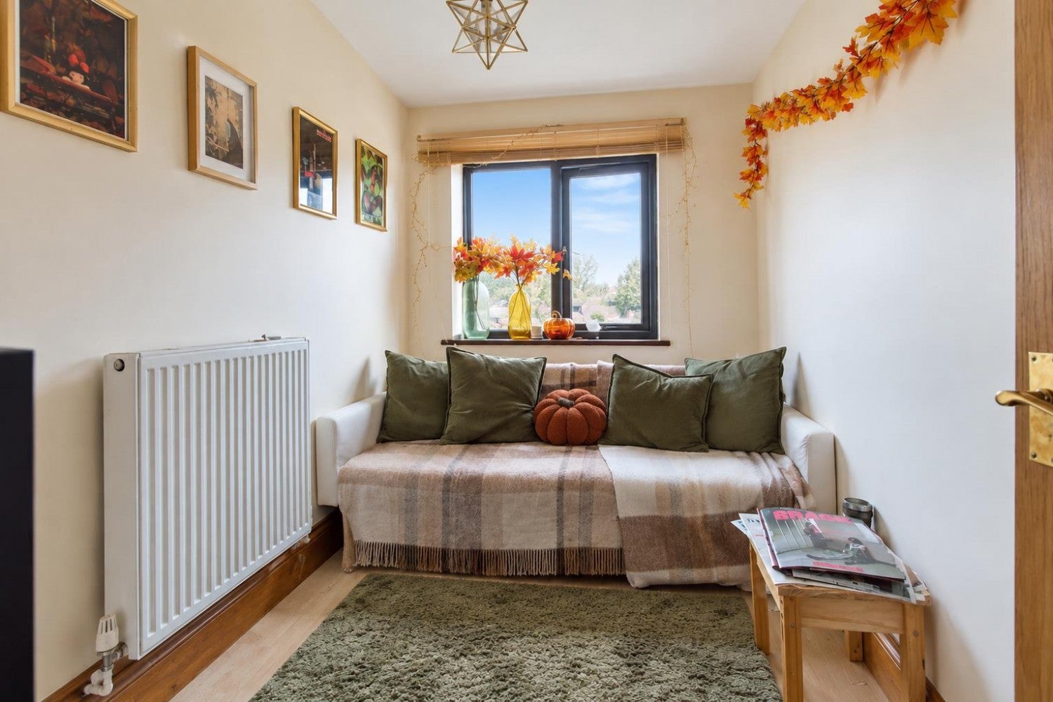 Flat Gloucester Road in Bristol