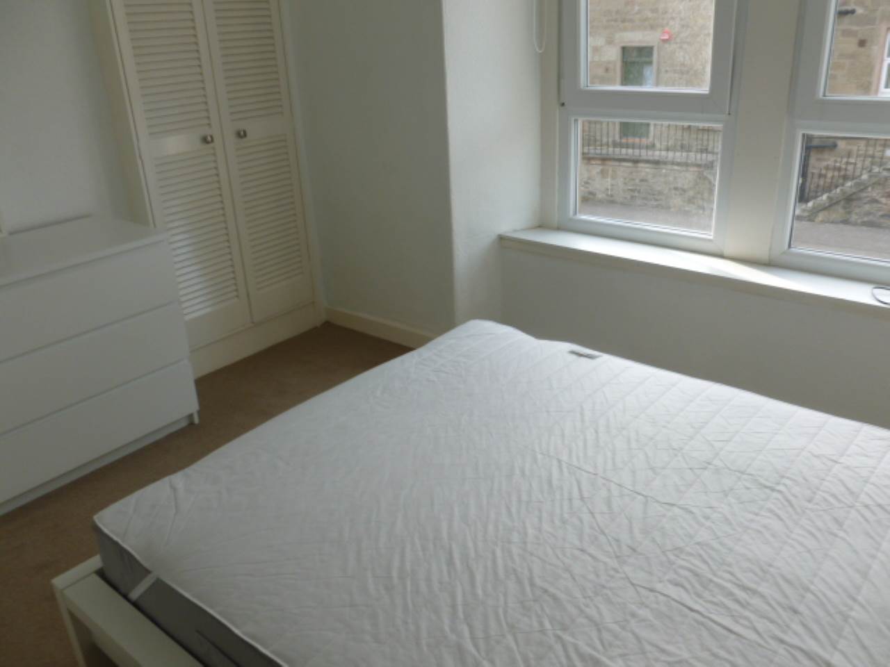 Flat Pitfour Street in Dundee