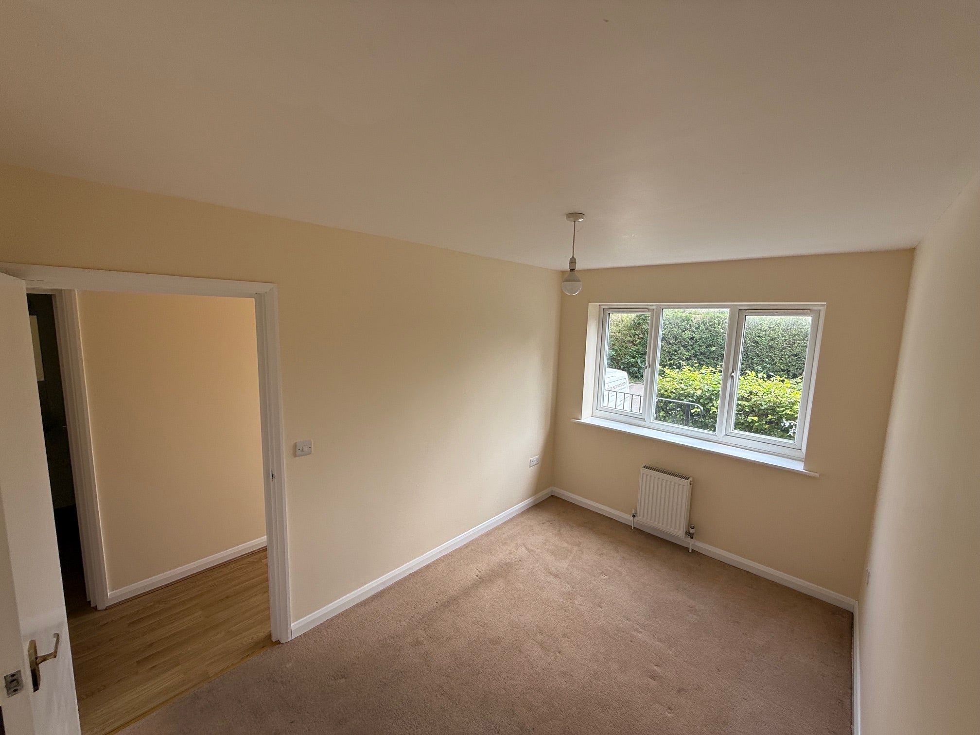 Flat Nightingale Road in Waverley