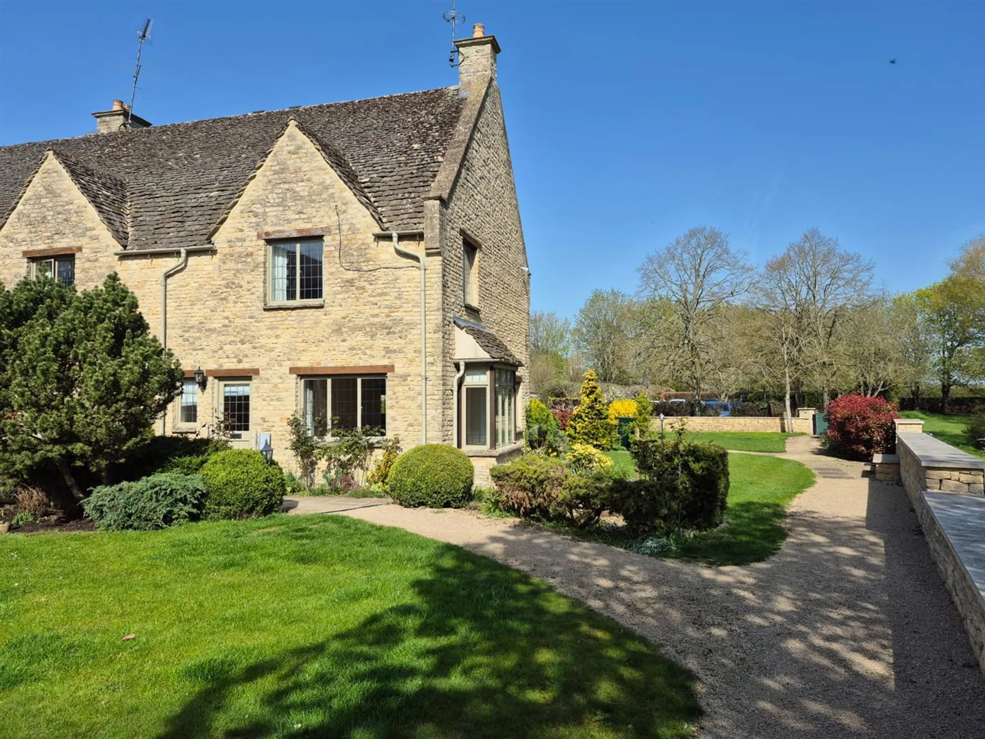 House Burford Road in West Oxfordshire