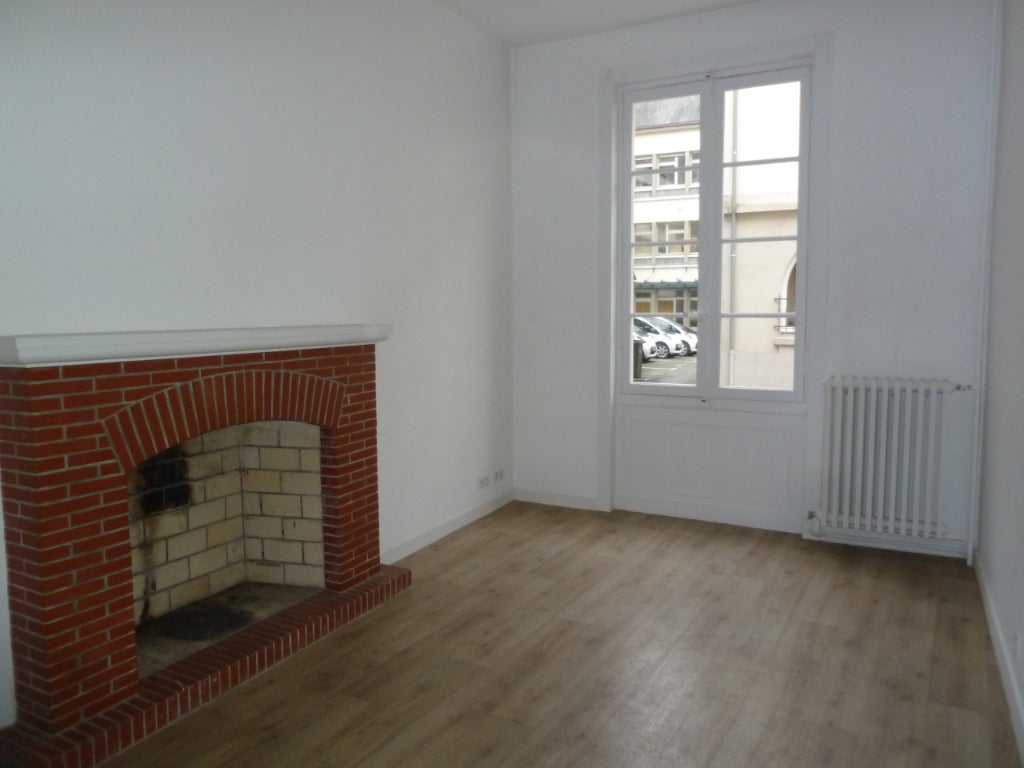 House Nonneville in Loigny-la-Bataille