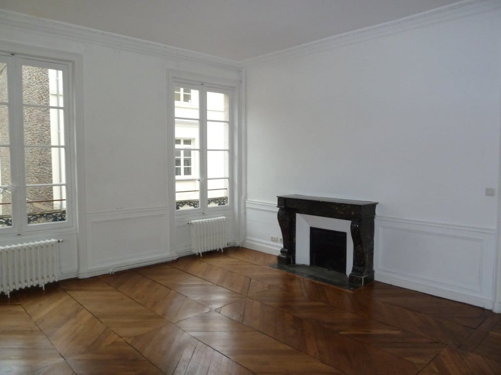 House Nonneville in Loigny-la-Bataille