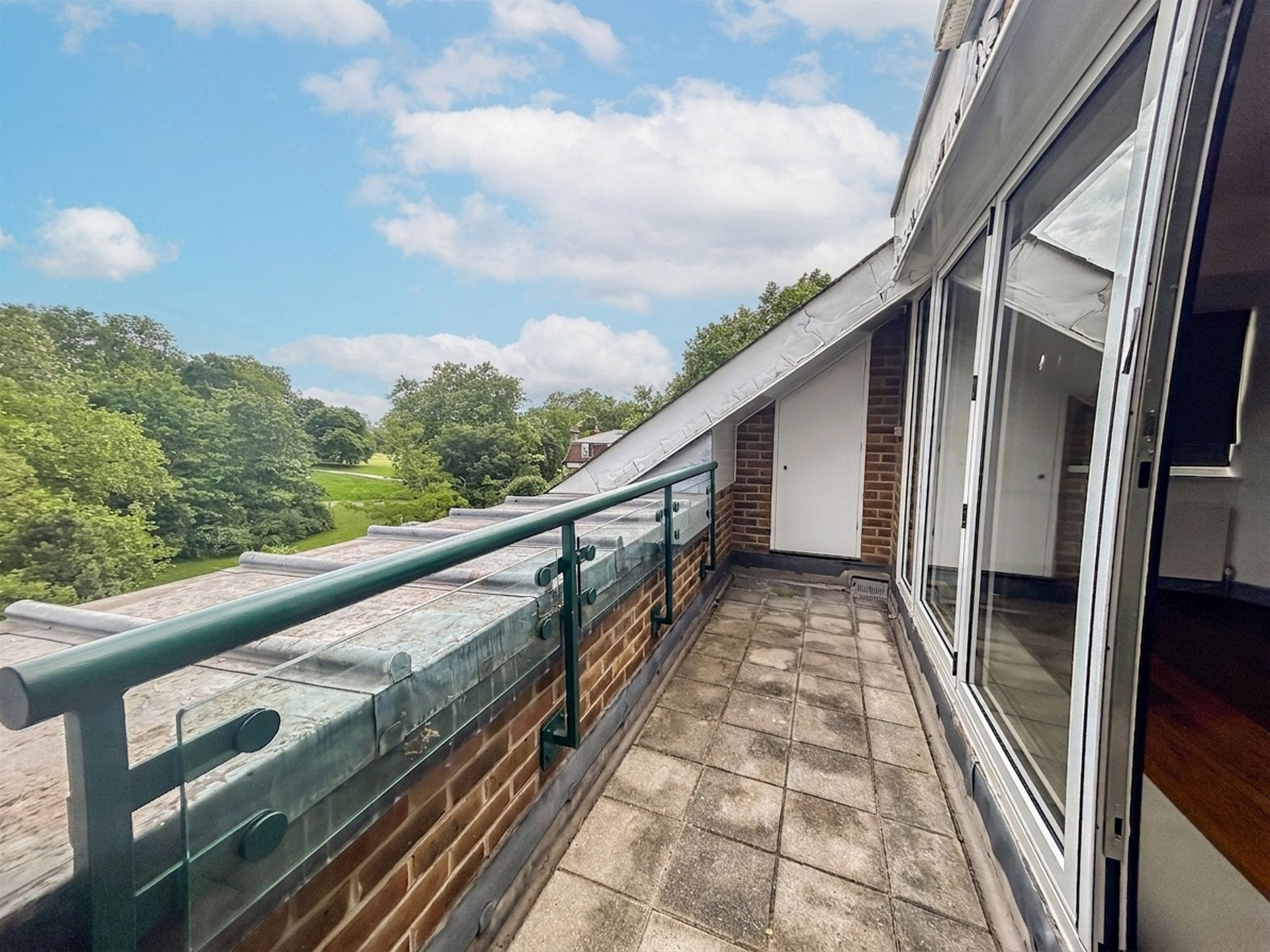 Flat Elsworthy Road in Greater London
