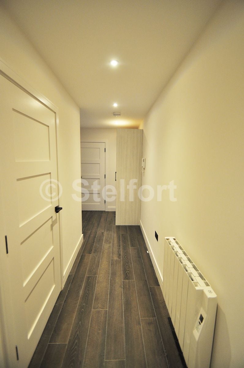 Flat Granville Road in Greater London