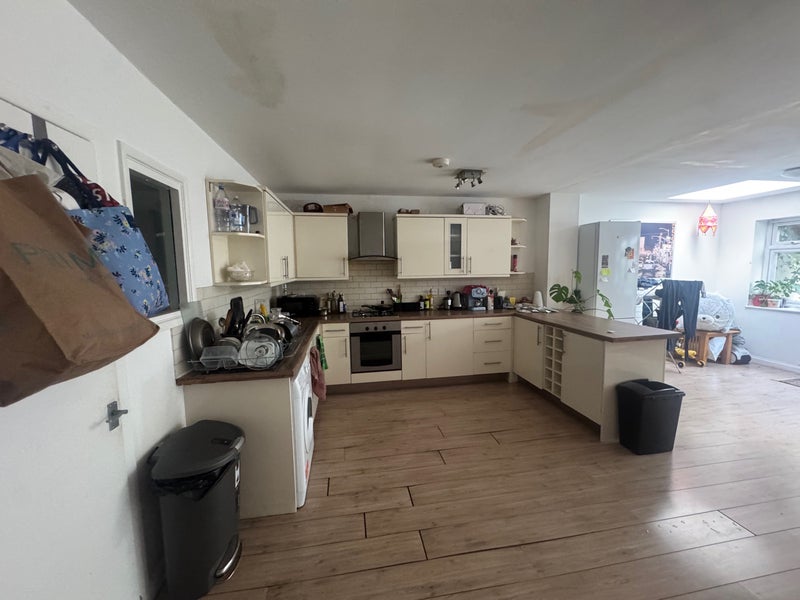 Room Archway Road in Greater London