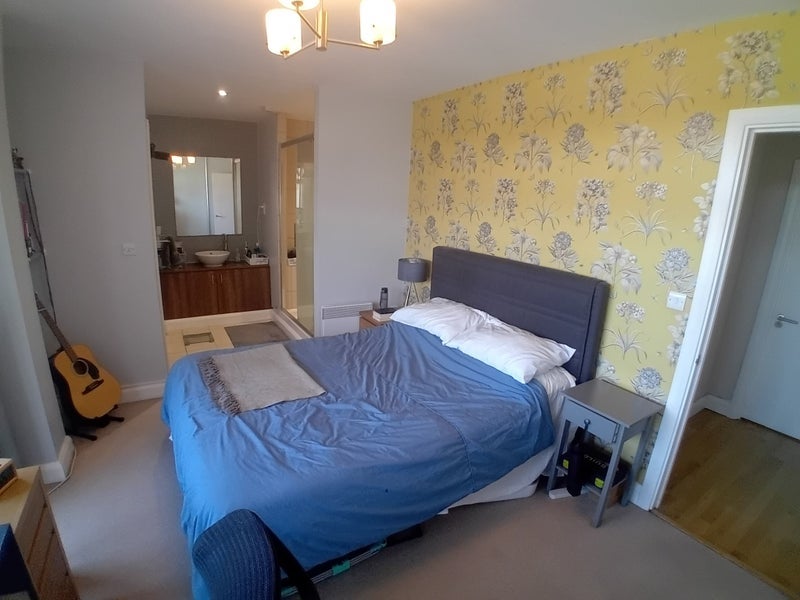 Room Three Mill Lane in Greater London