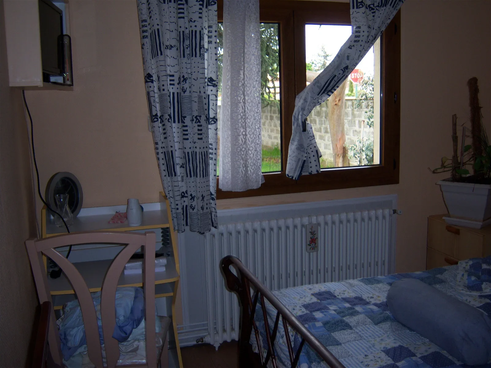 Chambre D 242 à Izon