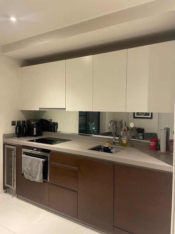 Room Alexia Square in Greater London