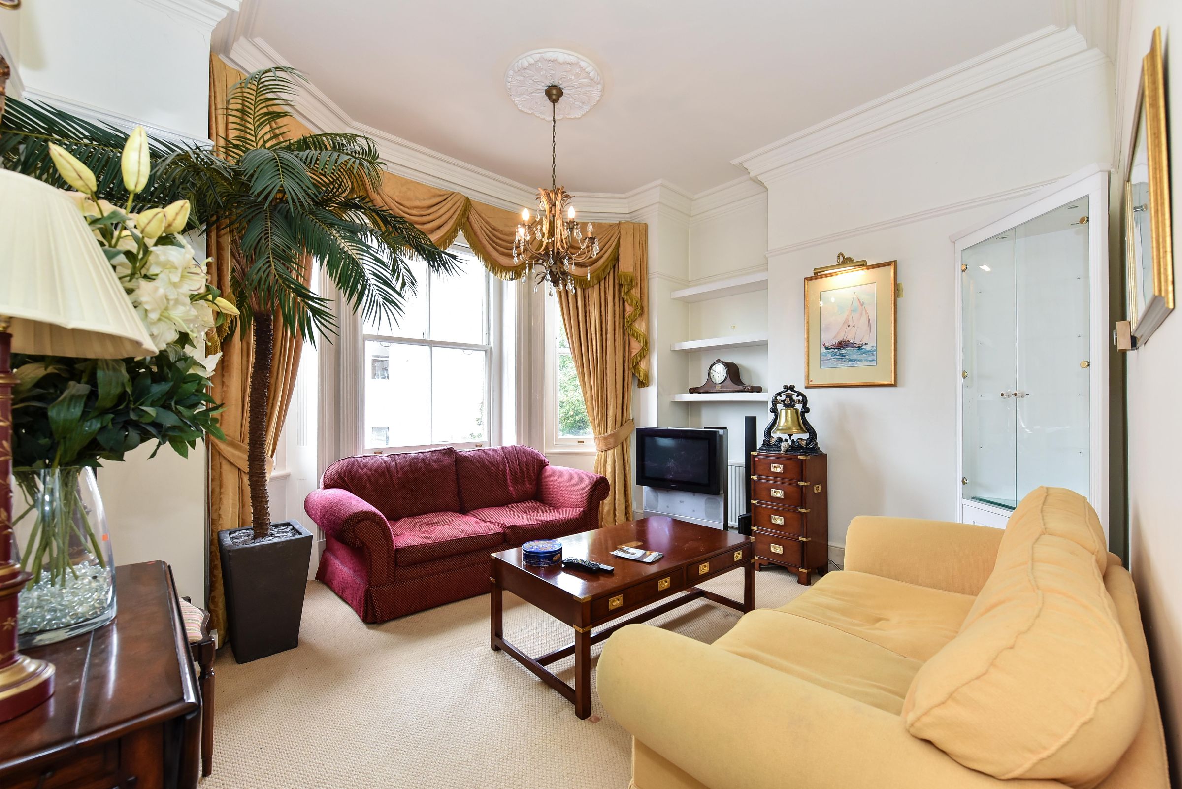 Flat Rich Lane in Greater London