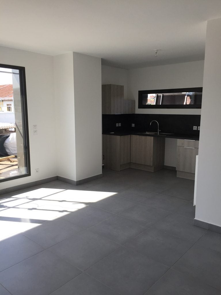 Flat Rue Viala in Lyon