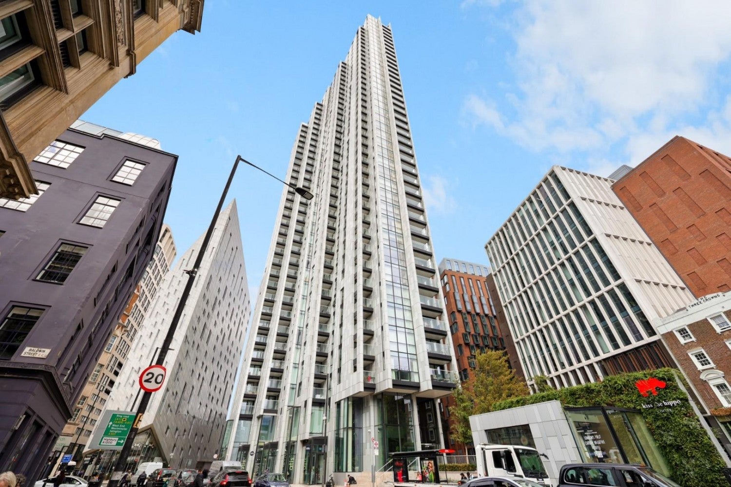 Flat City Road in Greater London
