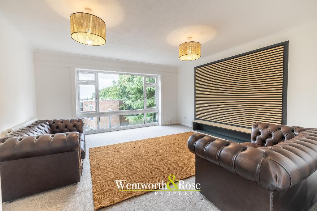 Flat Spreadbury Close in Birmingham