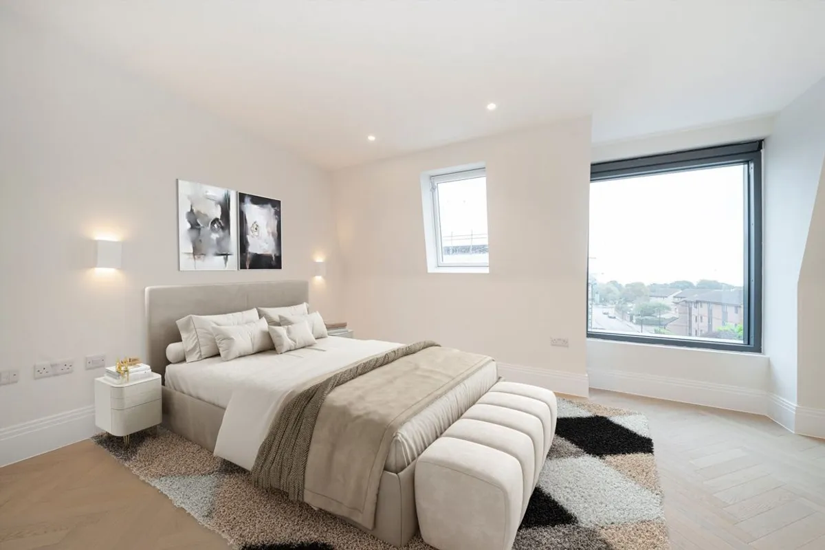 House Bryanston Close in Greater London