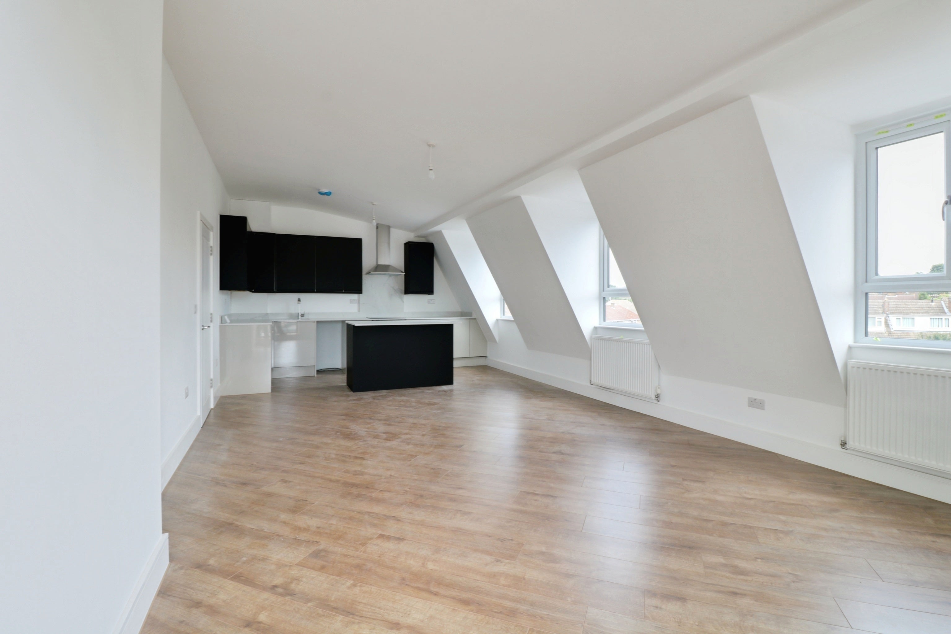 Flat Spa Road in Rochford